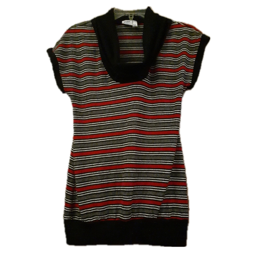 Piper and Blue 90s Cap Sleeve Sweater